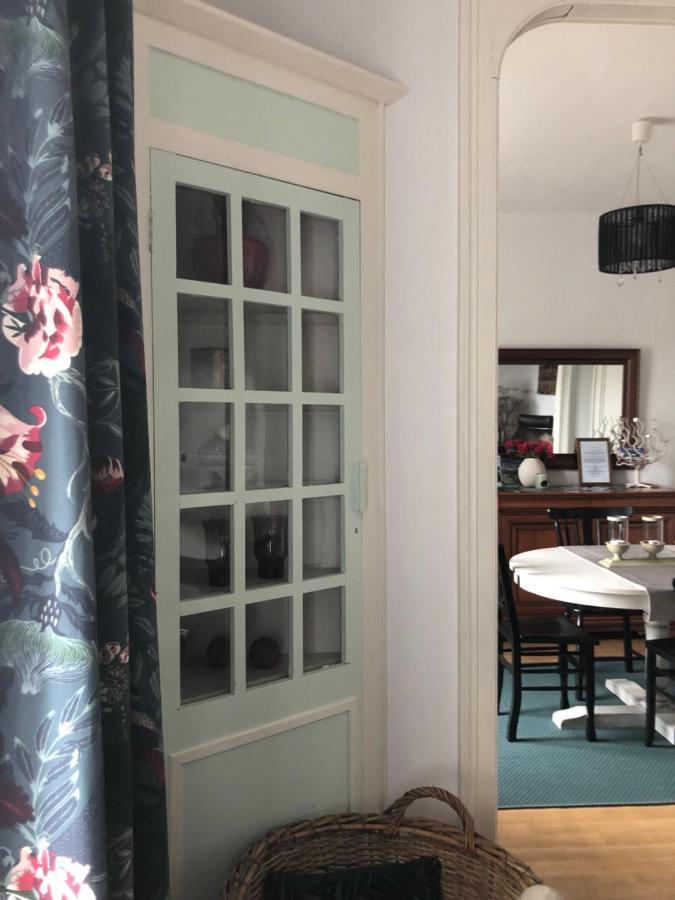 Appartement dans maison de caractère avec sauna Carignan Extérieur photo