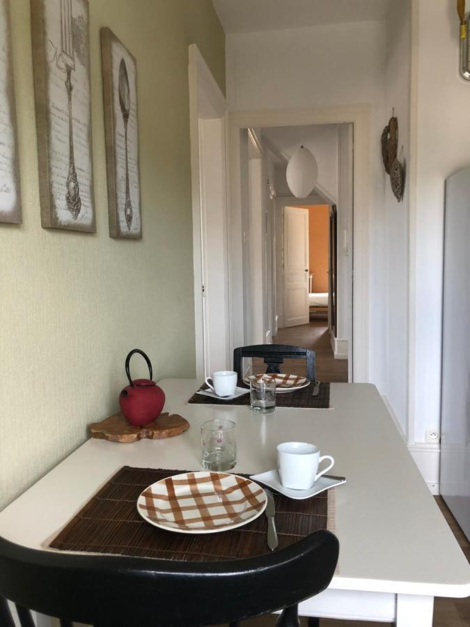 Appartement dans maison de caractère avec sauna Carignan Extérieur photo