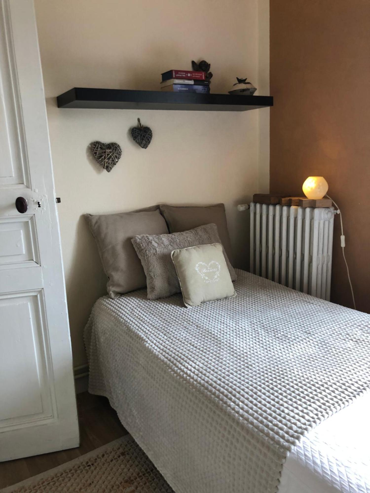 Appartement dans maison de caractère avec sauna Carignan Extérieur photo